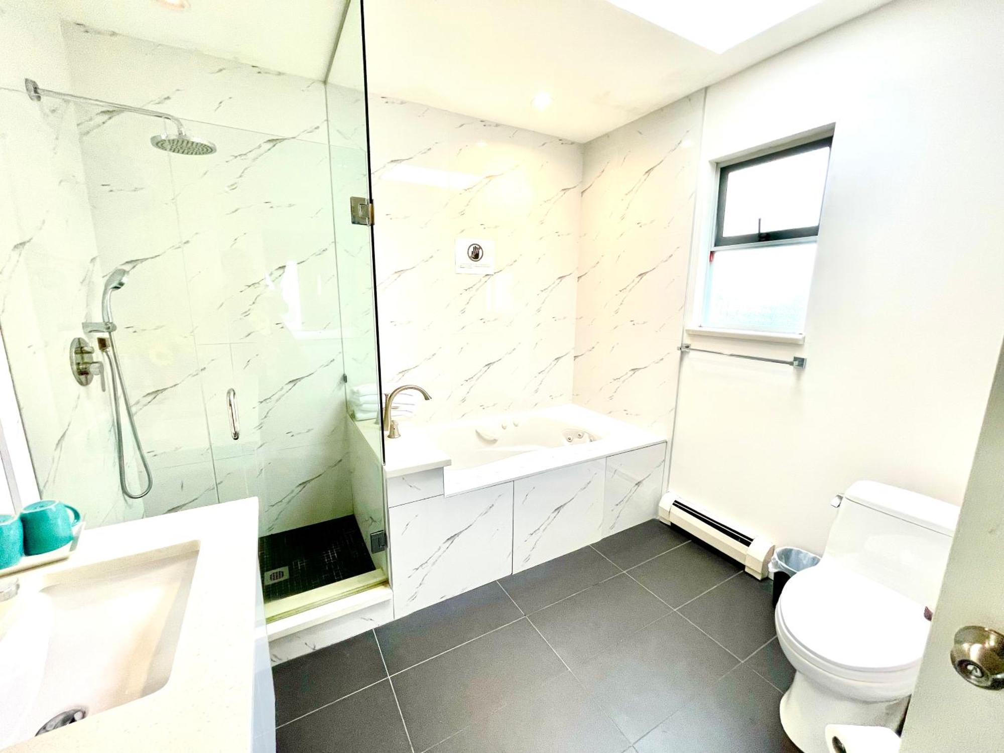 Vancouver Bed & Breakfast Richmond Bagian luar foto